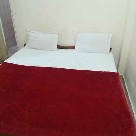 Red Lion Hotel Calangute Esterno foto